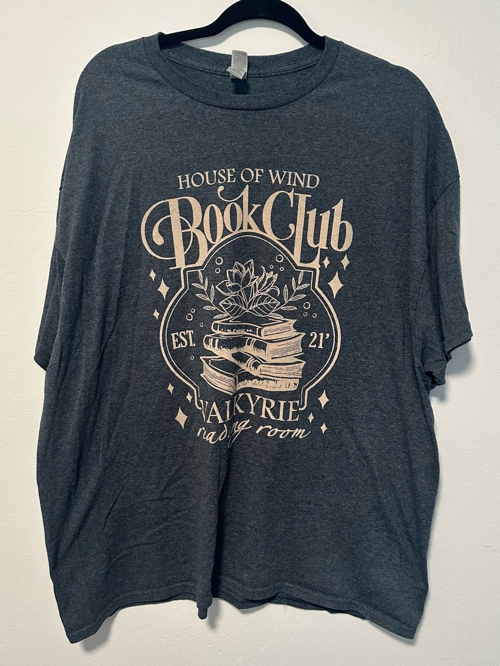 Bundle of 2 ACOTAR women’s shirts - Picture 2 of 7